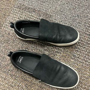 Tom’s TRVL light shoes size 8